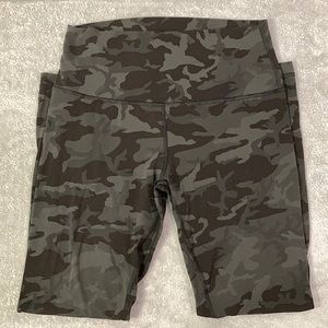 LULULEMON Align 25” Gator Green